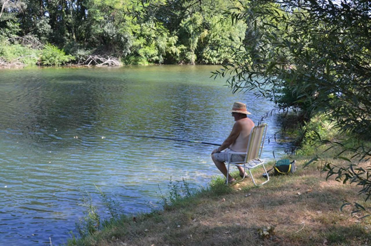 Camping Le Chassezac Sampzon Екстериор снимка